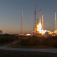 Illustration for article titled SpaceX Launch Looks Good, But Rough Seas Cancel Barge Landing Attempt